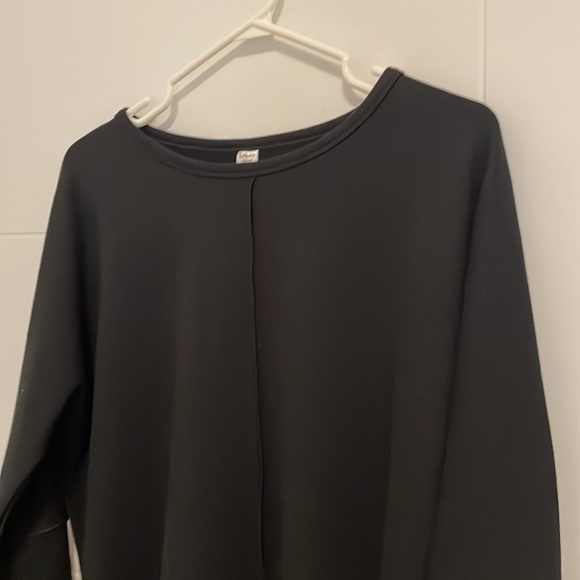 Spanx Perfect Length Top, Dolman 3/4 Sleeves - Picture 5 of 9